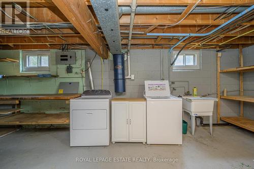 3198 Sprucehill Avenue, Burlington (Roseland), ON - Indoor Photo Showing Laundry Room