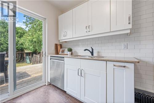 173 Bond Street N, Hamilton, ON - Indoor Photo Showing Kitchen