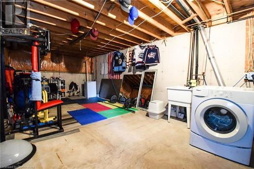 5 Hillcrest Road, Port Colborne, ON - Indoor Photo Showing Laundry Room