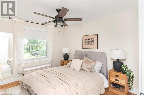 2 Mountain Brow Boulevard, Hamilton, ON - Indoor Photo Showing Bedroom