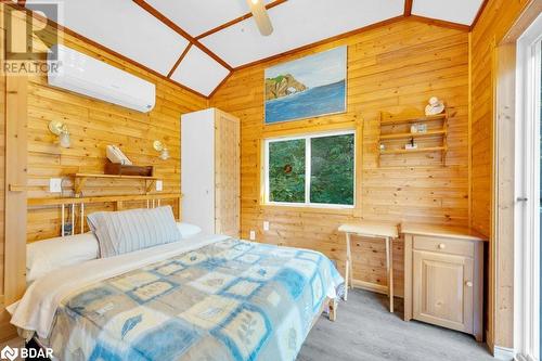 174 Cottage Lane, Tweed, ON - Indoor Photo Showing Bedroom