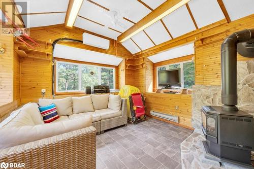 174 Cottage Lane, Tweed, ON - Indoor Photo Showing Living Room