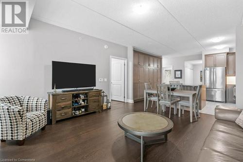 620 Sauve Street Unit# 315, Milton, ON - Indoor Photo Showing Living Room