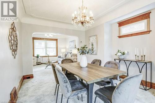 113 Kensington Avenue N, Hamilton, ON - Indoor Photo Showing Dining Room