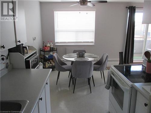 485 Thorold Road Unit# 321, Welland, ON - Indoor Photo Showing Dining Room