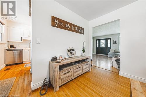 107 Woodhill Road, Hamilton, ON - Indoor Photo Showing Kitchen