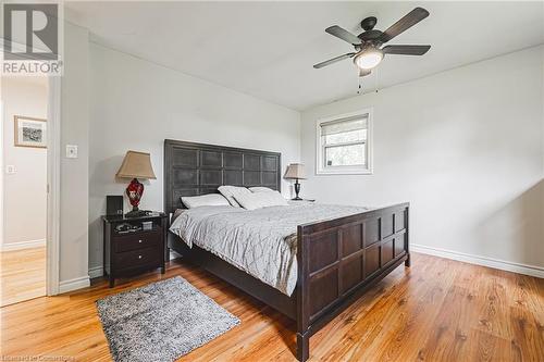 107 Woodhill Road, Hamilton, ON - Indoor Photo Showing Bedroom