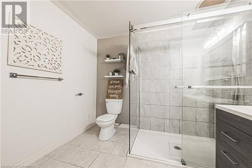 107 Woodhill Road, Hamilton, ON - Indoor Photo Showing Bathroom