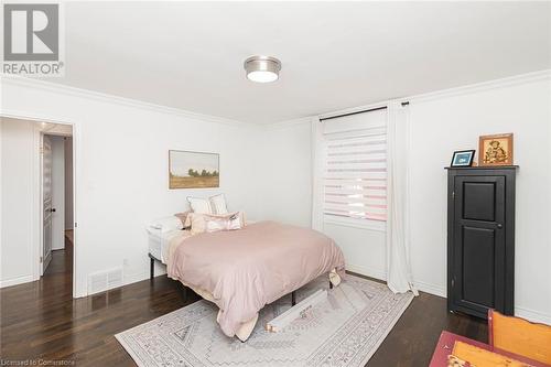 253 Ridge Road W, Grimsby, ON - Indoor Photo Showing Bedroom