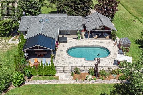 253 Ridge Road W, Grimsby, ON - Outdoor With In Ground Pool With Deck Patio Veranda