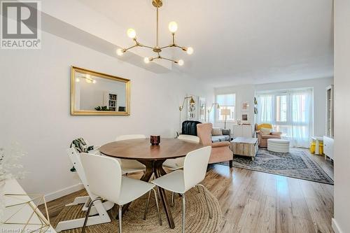 895 Maple Avenue Unit# 416, Burlington, ON - Indoor Photo Showing Dining Room