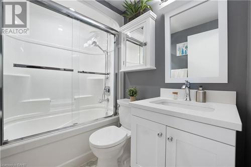 25 Linfield Drive Unit# 61, St. Catharines, ON - Indoor Photo Showing Bathroom