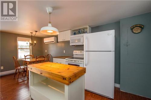 90 Pascal Road, Aldouane, NB - Indoor Photo Showing Kitchen