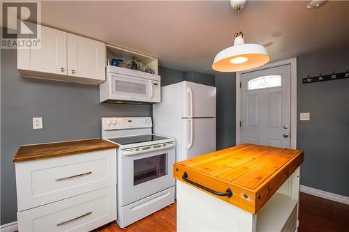 90 Pascal Road, Aldouane, NB - Indoor Photo Showing Kitchen