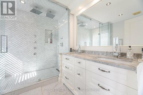 29 Township Avenue, Richmond Hill (Jefferson), ON - Indoor Photo Showing Bathroom