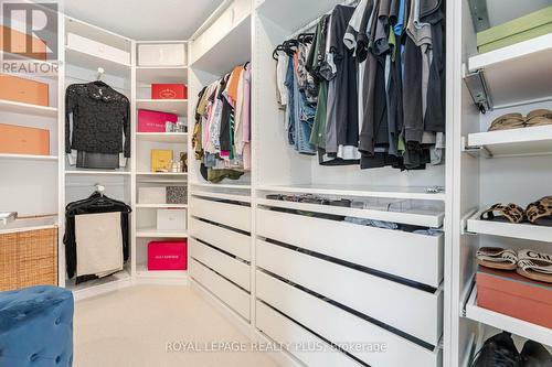 29 Township Avenue, Richmond Hill, ON - Indoor With Storage