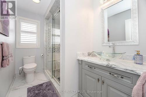 29 Township Avenue, Richmond Hill, ON - Indoor Photo Showing Bathroom