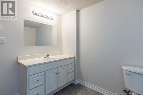 4 Saint Peters Court, Saint John, NB - Indoor Photo Showing Bathroom