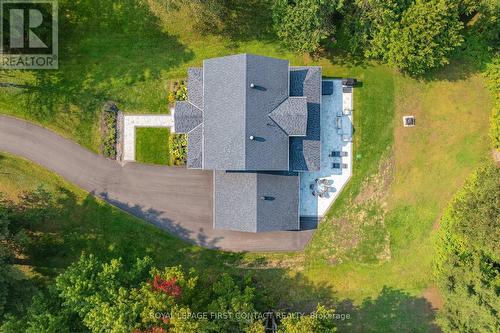 30 Golf Course Road, Bracebridge, ON - Outdoor