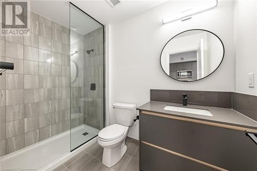 3120 Regional Road 56 Unit# 130, Binbrook, ON - Indoor Photo Showing Bathroom