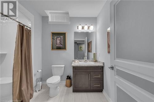 285 South Pelham Road, Welland, ON - Indoor Photo Showing Bathroom