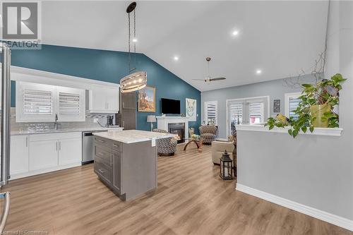 285 South Pelham Road, Welland, ON - Indoor Photo Showing Kitchen