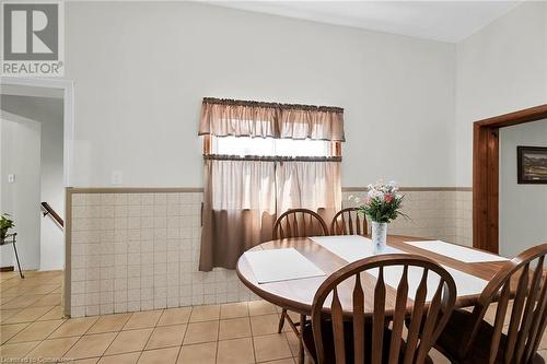 175 Victoria Avenue N, Hamilton, ON - Indoor Photo Showing Dining Room