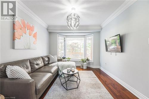 3361 Palmer Drive, Burlington, ON - Indoor Photo Showing Living Room