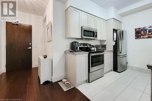 112 King Street E Unit# 410, Hamilton, ON - Indoor Photo Showing Kitchen