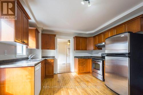 137 Foster Avenue, Belleville, ON - Indoor Photo Showing Kitchen With Stainless Steel Kitchen