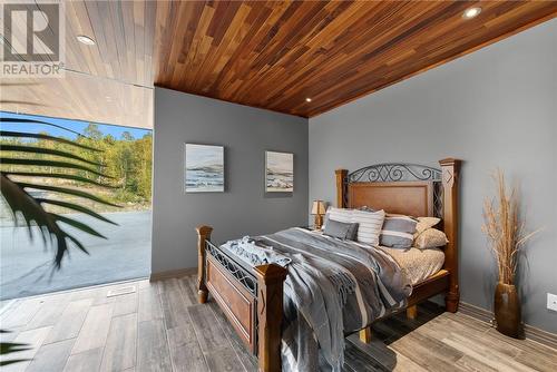 1293 Dew Drop Road, Sudbury, ON - Indoor Photo Showing Bedroom