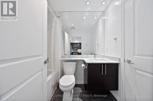 1420 - 85 East Liberty Street, Toronto (Niagara), ON - Indoor Photo Showing Bathroom