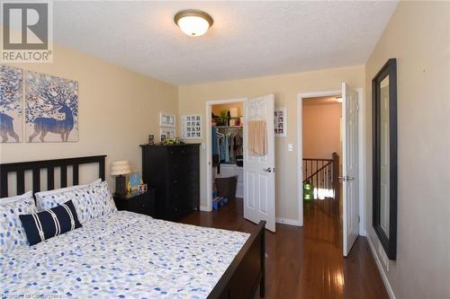 15 Clement Drive, Stoney Creek, ON - Indoor Photo Showing Bedroom