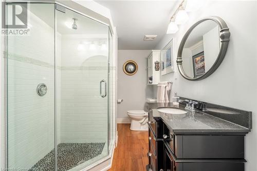 898 Partridge Drive, Burlington, ON - Indoor Photo Showing Bathroom