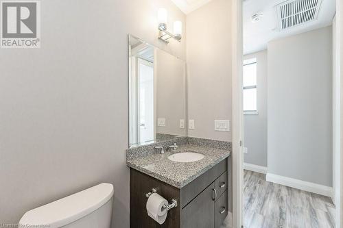 118 King Street E Unit# 418, Hamilton, ON - Indoor Photo Showing Bathroom