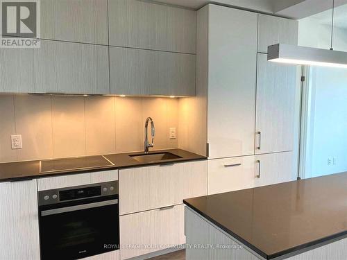 1909 - 20 Richardson Street, Toronto, ON - Indoor Photo Showing Kitchen