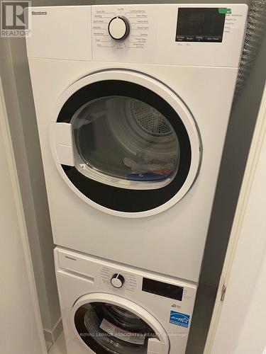 106 - 36 Forest Manor Road, Toronto (Henry Farm), ON - Indoor Photo Showing Laundry Room