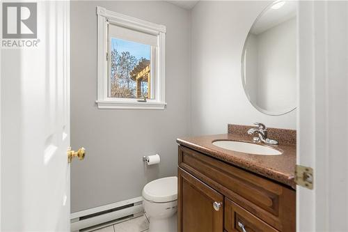 2 Braden Street, Riverview, NB - Indoor Photo Showing Bathroom