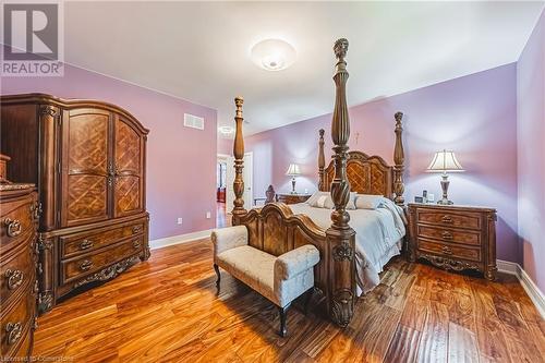 1214 #8 Highway, Stoney Creek, ON - Indoor Photo Showing Bedroom