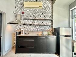 Kitchenette - 