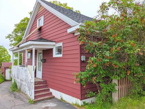 15-17 Ferris Street, Whitney Pier, NS 