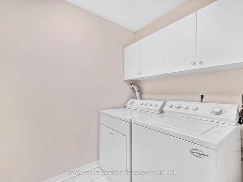 187 Hollywood Ave, Toronto, ON - Indoor Photo Showing Laundry Room