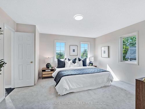 187 Hollywood Ave, Toronto, ON - Indoor Photo Showing Bedroom