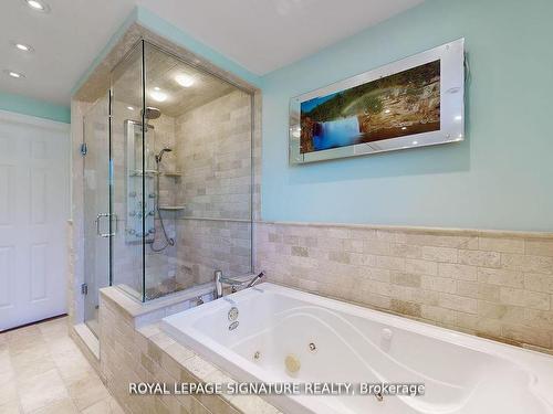 3103 Keynes Cres, Mississauga, ON - Indoor Photo Showing Bathroom