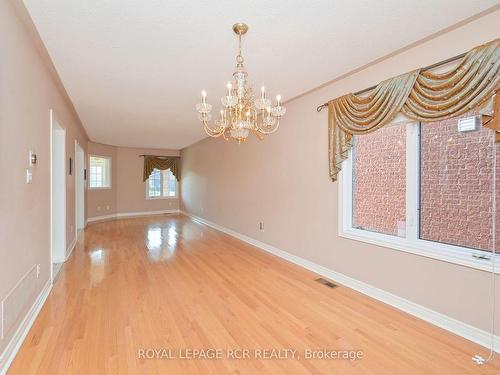 344 Landsbridge St, Caledon, ON - Indoor Photo Showing Other Room