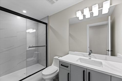 1682 Harbour View Crescent, West Kelowna, BC - Indoor Photo Showing Bathroom