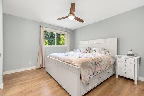 1617 Eagle Rock Road, Armstrong, BC - Indoor Photo Showing Bedroom