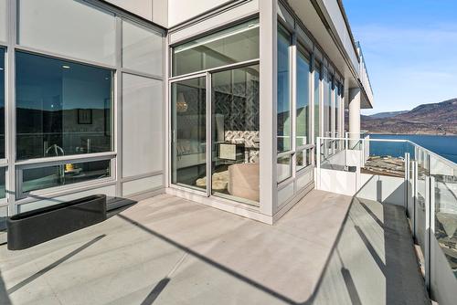 3501-1191 Sunset Drive, Kelowna, BC - Outdoor With Body Of Water With Exterior