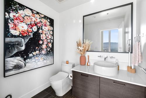 3501-1191 Sunset Drive, Kelowna, BC - Indoor Photo Showing Bathroom