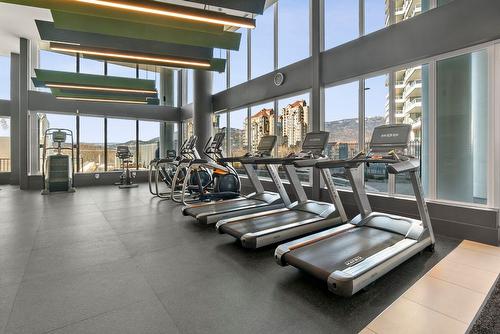 3501-1191 Sunset Drive, Kelowna, BC - Indoor Photo Showing Gym Room